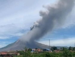 Gunung Sinabung Naik Status, Warga Diminta Waspada Erupsi